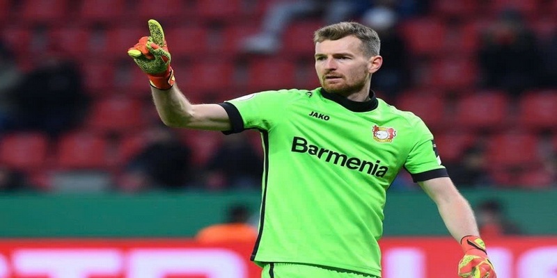 Lukas Hradecky vẫn nhận được sự tin tưởng của HLV Xabi Alonso